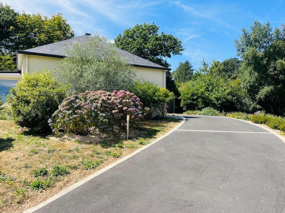Maison Spacieuse A Deux Pas De La Plage Roscanvel エクステリア 写真