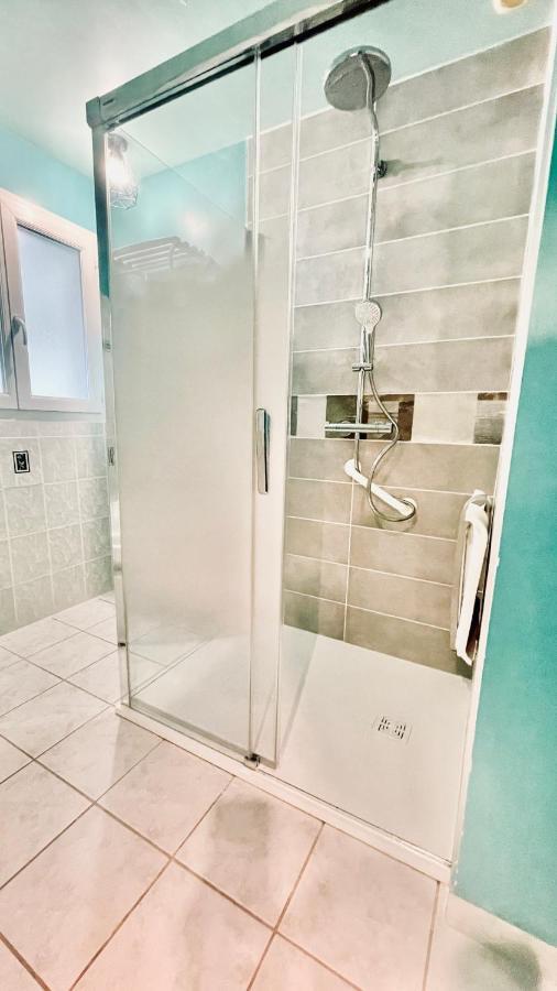 Maison Spacieuse A Deux Pas De La Plage Roscanvel エクステリア 写真